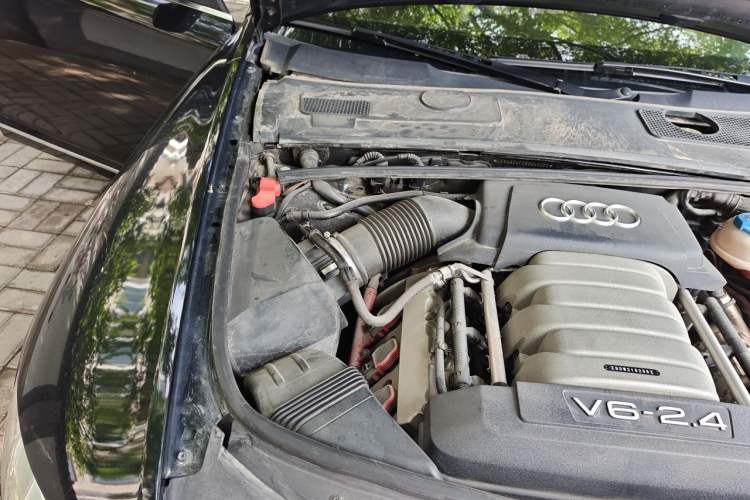 Used Audi A6L 2011 2.4L Comfort Edition Engine Bay Right