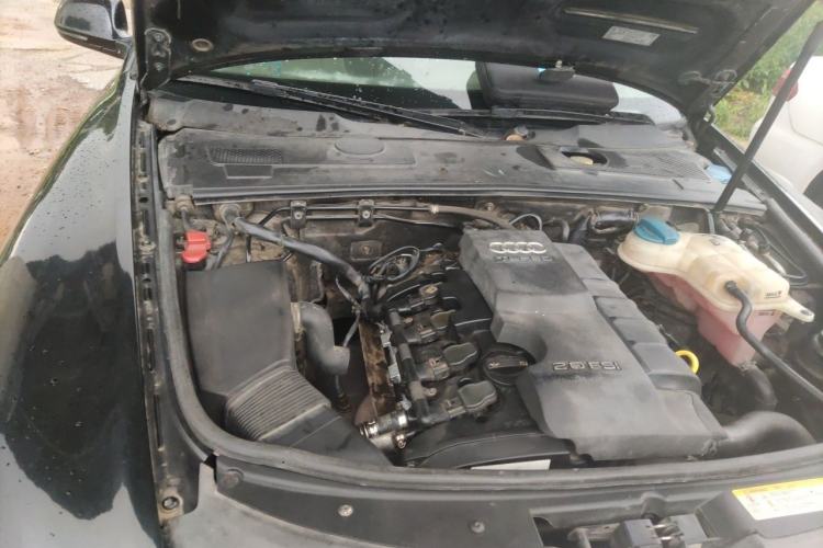 Used Audi A6L 2011 2.0 TFSI Automatic Standard Edition Engine Bay Right