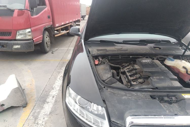 Used Audi A6L 2011 2.0 TFSI Automatic Standard Edition Engine Bay Right