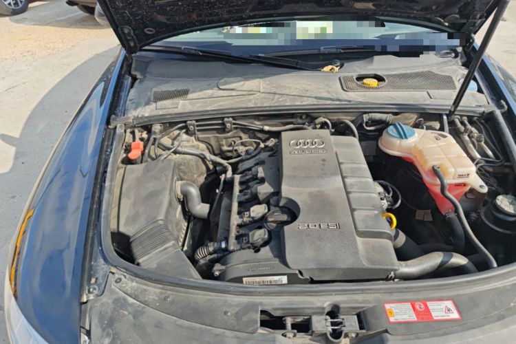Used Audi A6L 2011 2.0 TFSI Automatic Standard Edition Engine Bay Right