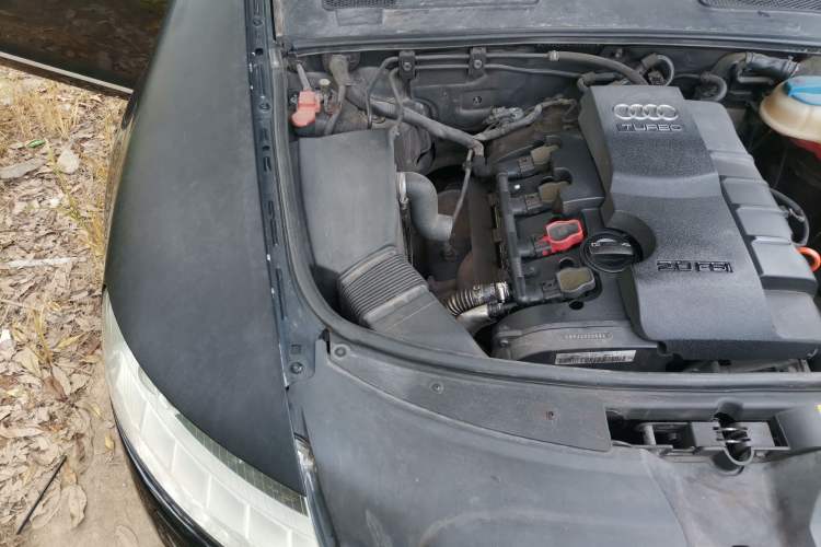 Used Audi A6L 2011 2.0 TFSI automatic Comfort trim Engine Bay Right