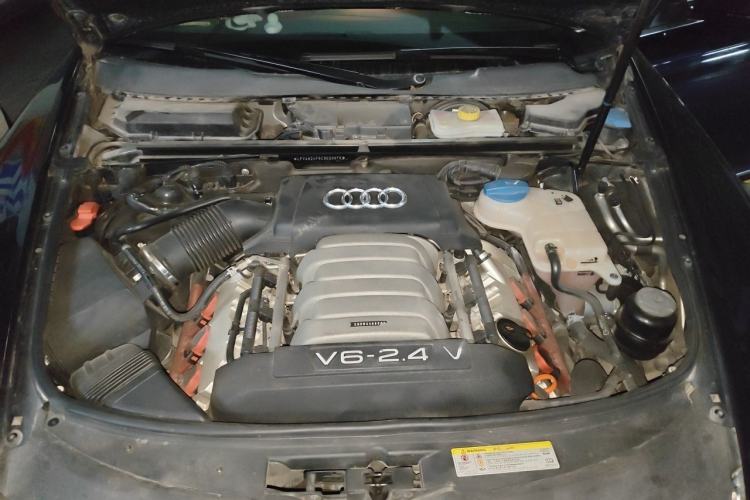 Used Audi A6L 2011 2.4L Technology Edition Engine Bay