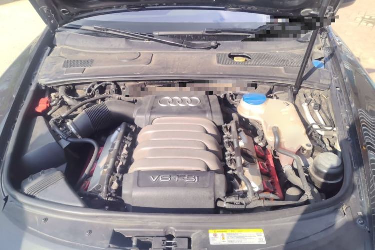 Used Audi A6L 2011 2.8 FSI Comfort Model Engine Bay