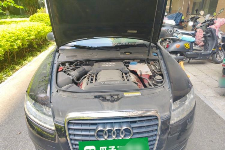 Used Audi A6L 2011 2.4L Technology Edition Engine Bay