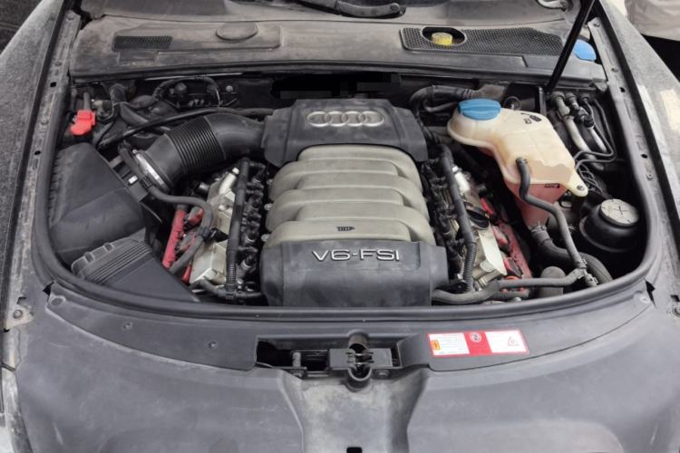 Used Audi A6L 2011 2.8 FSI Comfort Model Engine Bay