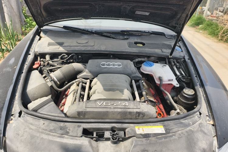 Used Audi A6L 2011 2.4L Technology Edition Engine Bay