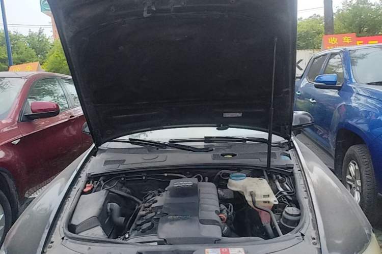 Used Audi A6L 2011 2.0 TFSI Automatic Standard Edition Engine Bay