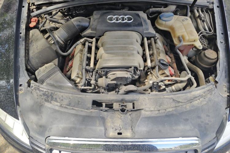 Used Audi A6L 2011 2.4L Technology Edition Engine Bay