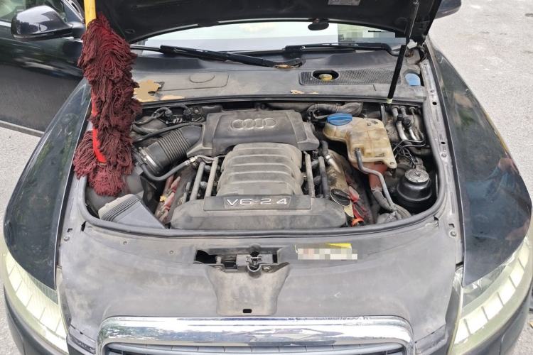Used Audi A6L 2011 2.4L Technology Edition Engine Bay