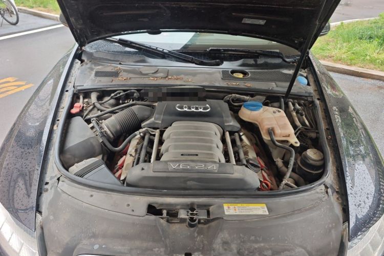 Used Audi A6L 2011 2.4L Technology Edition Engine Bay