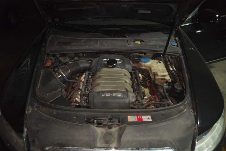 Used Audi A6L 2011 2.8 FSI Luxury Model Engine Bay