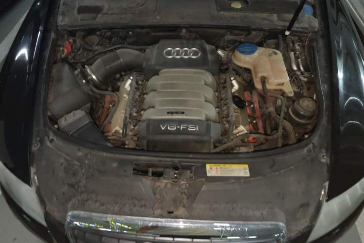 Used Audi A6L 2011 2.8 FSI quattro Luxury Model Engine Bay