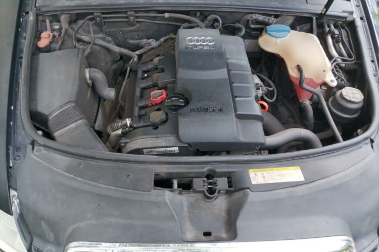 Used Audi A6L 2011 2.0 TFSI automatic Comfort trim Engine Bay