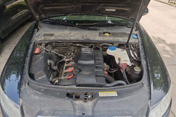 Used Audi A6L 2011 2.0 TFSI Automatic Standard Edition Engine Bay