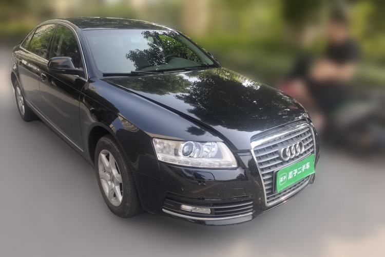 Used Audi A6L 2011 2.0 TFSI Automatic Standard Edition Front Right 45 Deg