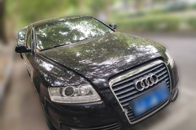 Used Audi A6L 2011 2.0 TFSI automatic Comfort trim Front Right 45 Deg