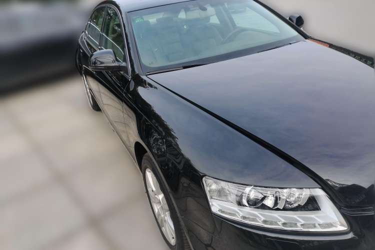 Used Audi A6L 2011 2.7 TDI Comfort Model Front Right 45 Deg
