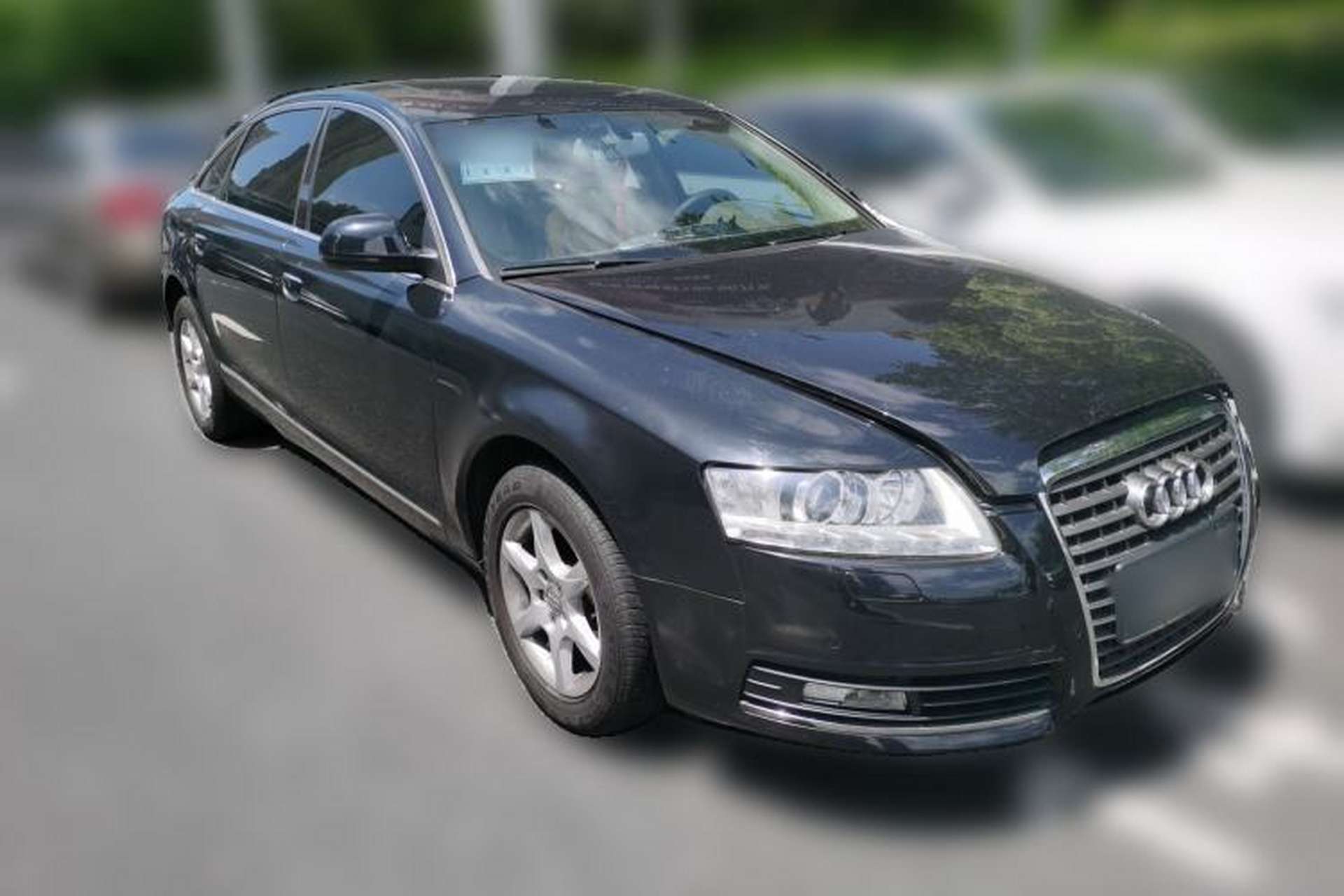 Used Audi A6L 2011 2.0 TFSI automatic Comfort trim Front Right 45 Deg