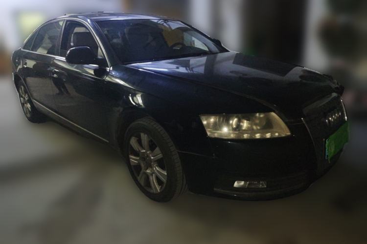 Used Audi A6L 2011 2.0 TFSI Automatic Standard Edition Front Right 45 Deg