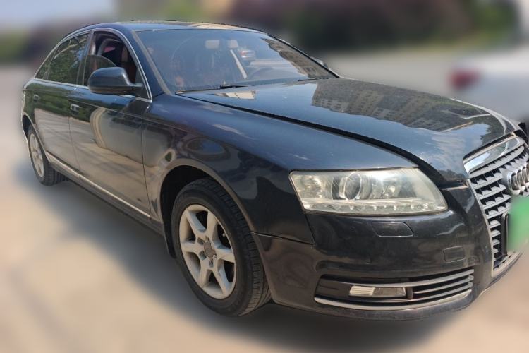 Used Audi A6L 2011 2.0 TFSI Automatic Standard Edition Front Right 45 Deg