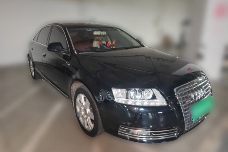 Used Audi A6L 2011 2.8 FSI Comfort Model Front Right 45 Deg
