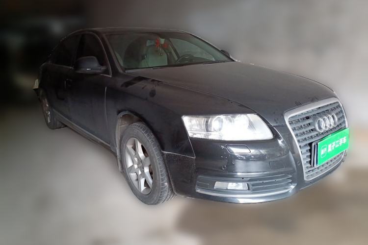Used Audi A6L 2011 2.0 TFSI automatic Comfort trim Front Right 45 Deg