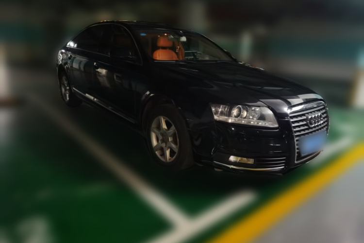 Used Audi A6L 2011 2.0 TFSI automatic Comfort trim Front Right 45 Deg