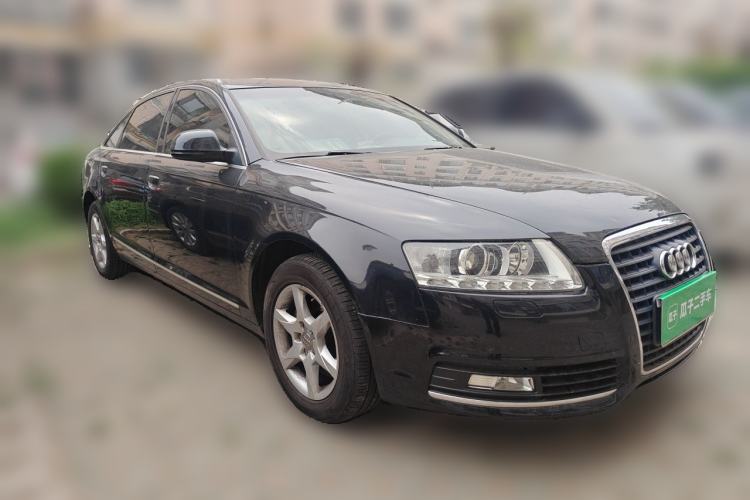 Used Audi A6L 2011 2.0 TFSI Automatic Standard Edition Front Right 45 Deg