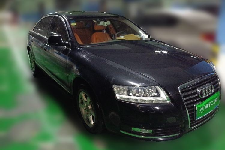 Used Audi A6L 2011 2.0 TFSI Automatic Standard Edition Front Right 45 Deg