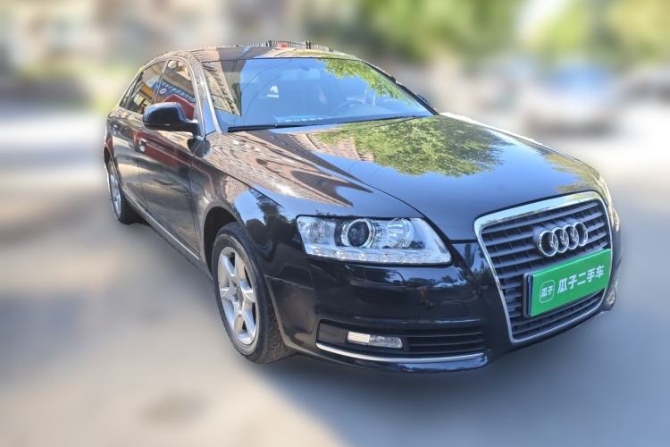 Used Audi A6L 2011 2.0 TFSI automatic Comfort trim Front Right 45 Deg