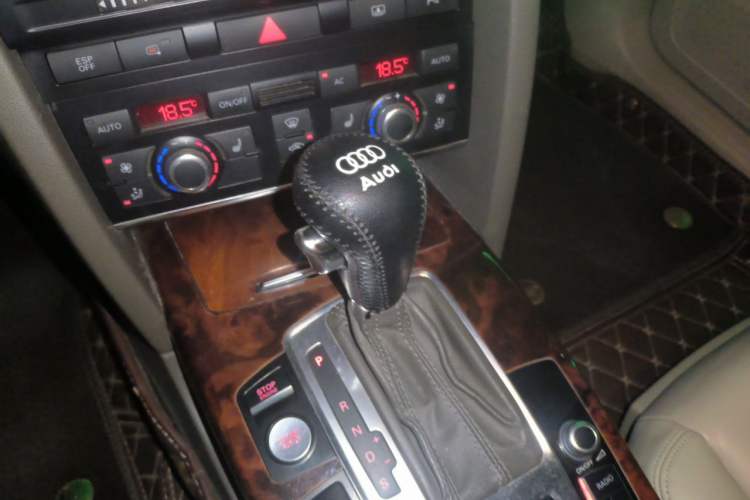 Used Audi A6L 2011 2.8 FSI Luxury Model Gear Lever