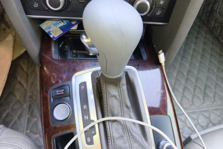 Used Audi A6L 2011 2.8 FSI Luxury Model Gear Lever