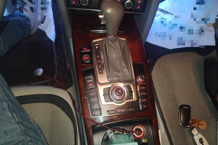 Used Audi A6L 2011 2.8 FSI Luxury Model Gear Lever