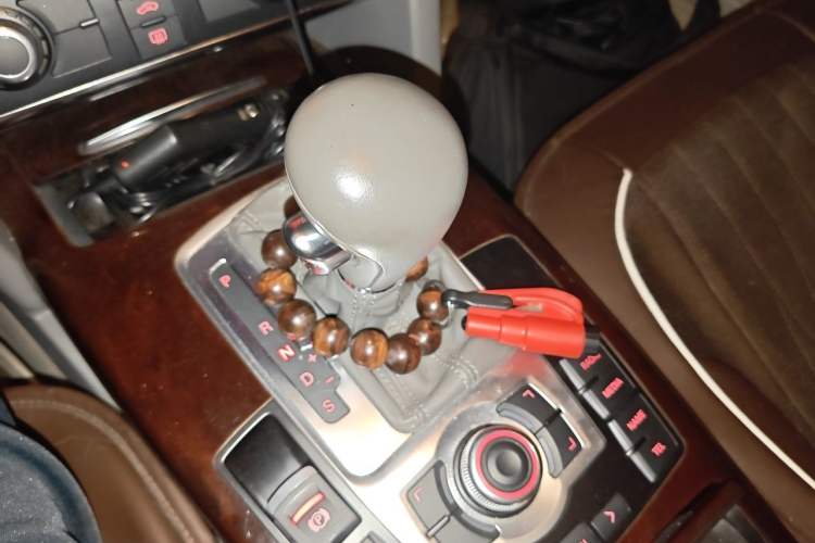Used Audi A6L 2011 2.4L Technology Edition Gear Lever