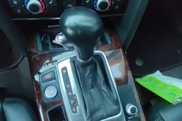Used Audi A6L 2011 3.0 TFSI quattro Luxury Model Gear Lever