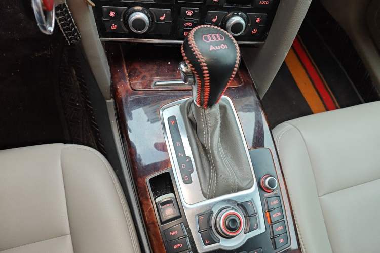Used Audi A6L 2011 2.4L Technology Edition Gear Lever