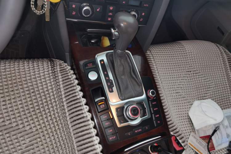 Used Audi A6L 2011 2.4L Comfort Edition Gear Lever
