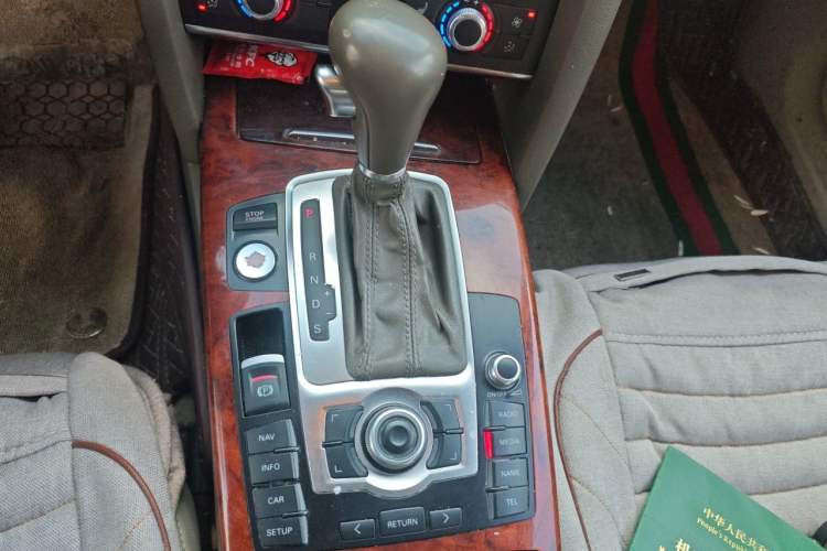 Used Audi A6L 2011 2.4L Technology Edition Gear Lever