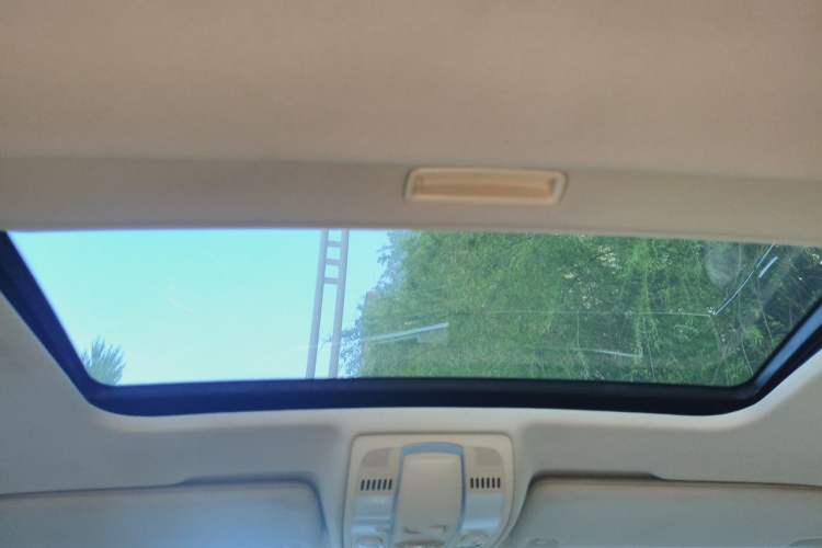 Used Audi A6L 2011 2.7 TDI Comfort Model Headliner