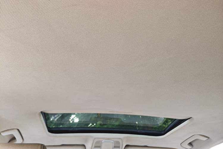 Used Audi A6L 2011 2.8 FSI Comfort Model Headliner