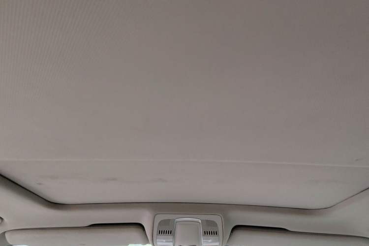 Used Audi A6L 2011 2.8 FSI quattro Luxury Model Headliner