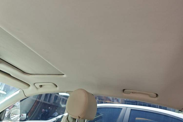 Used Audi A6L 2011 2.0 TFSI automatic Comfort trim Headliner