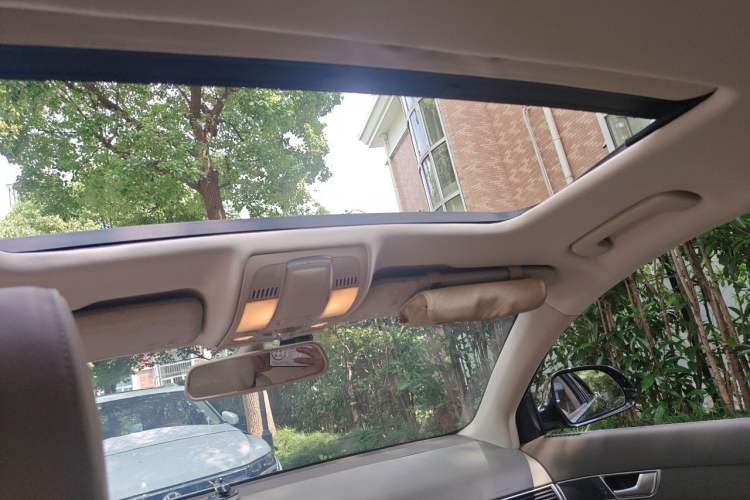 Used Audi A6L 2011 2.4L Comfort Edition Headliner