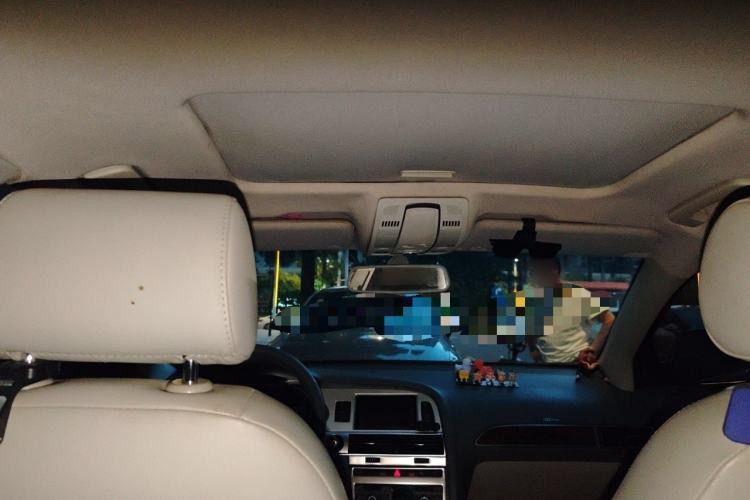 Used Audi A6L 2011 2.0 TFSI Automatic Standard Edition Headliner