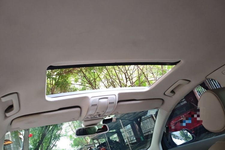 Used Audi A6L 2011 2.8 FSI Comfort Model Headliner