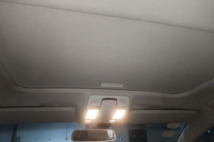 Used Audi A6L 2011 2.8 FSI Comfort Model Headliner