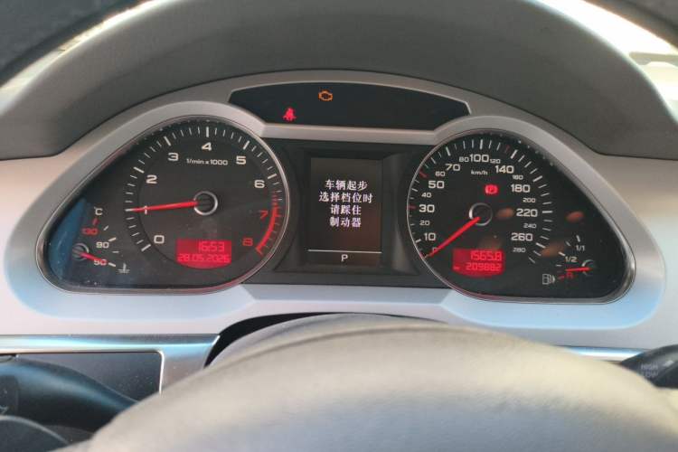 Used Audi A6L 2011 2.0 TFSI Automatic Standard Edition Instrument Cluster