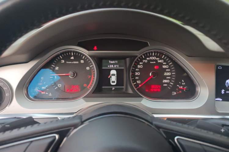 Used Audi A6L 2011 2.0 TFSI Automatic Standard Edition Instrument Cluster