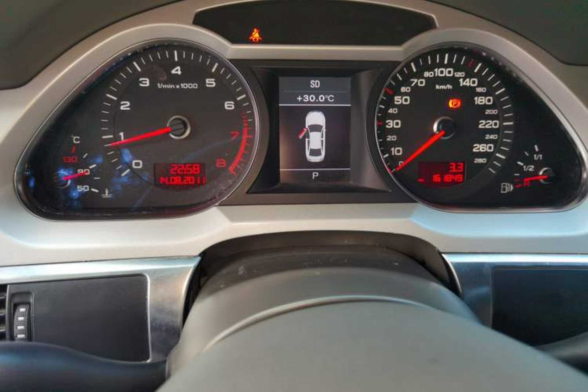 Used Audi A6L 2011 2.0 TFSI Automatic Standard Edition Instrument Cluster