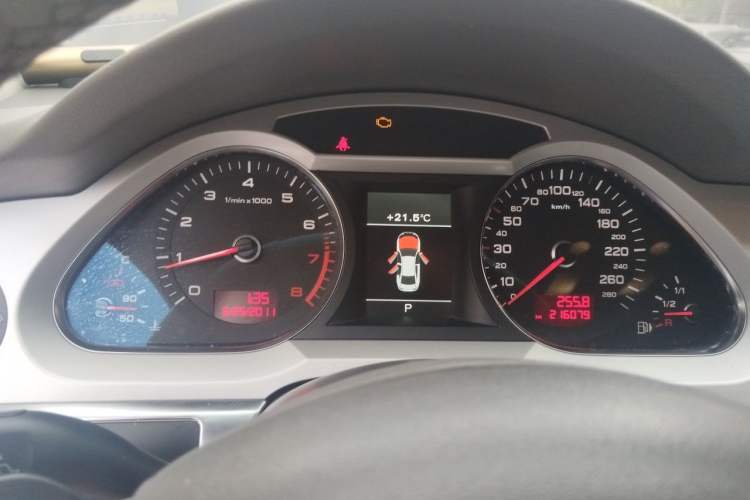Used Audi A6L 2011 2.0 TFSI automatic Comfort trim Instrument Cluster